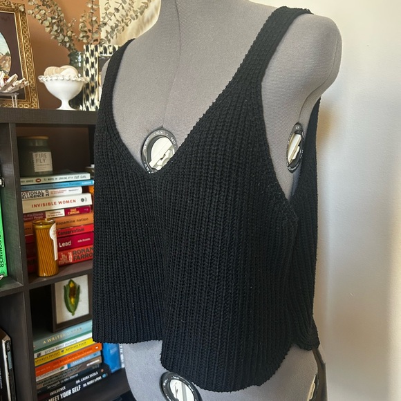 GOOD- Sweater Tank - Picture 1 of 5